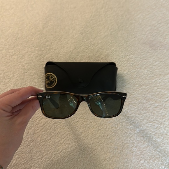 Ran Ban New Wayfarer - Picture 4 of 4